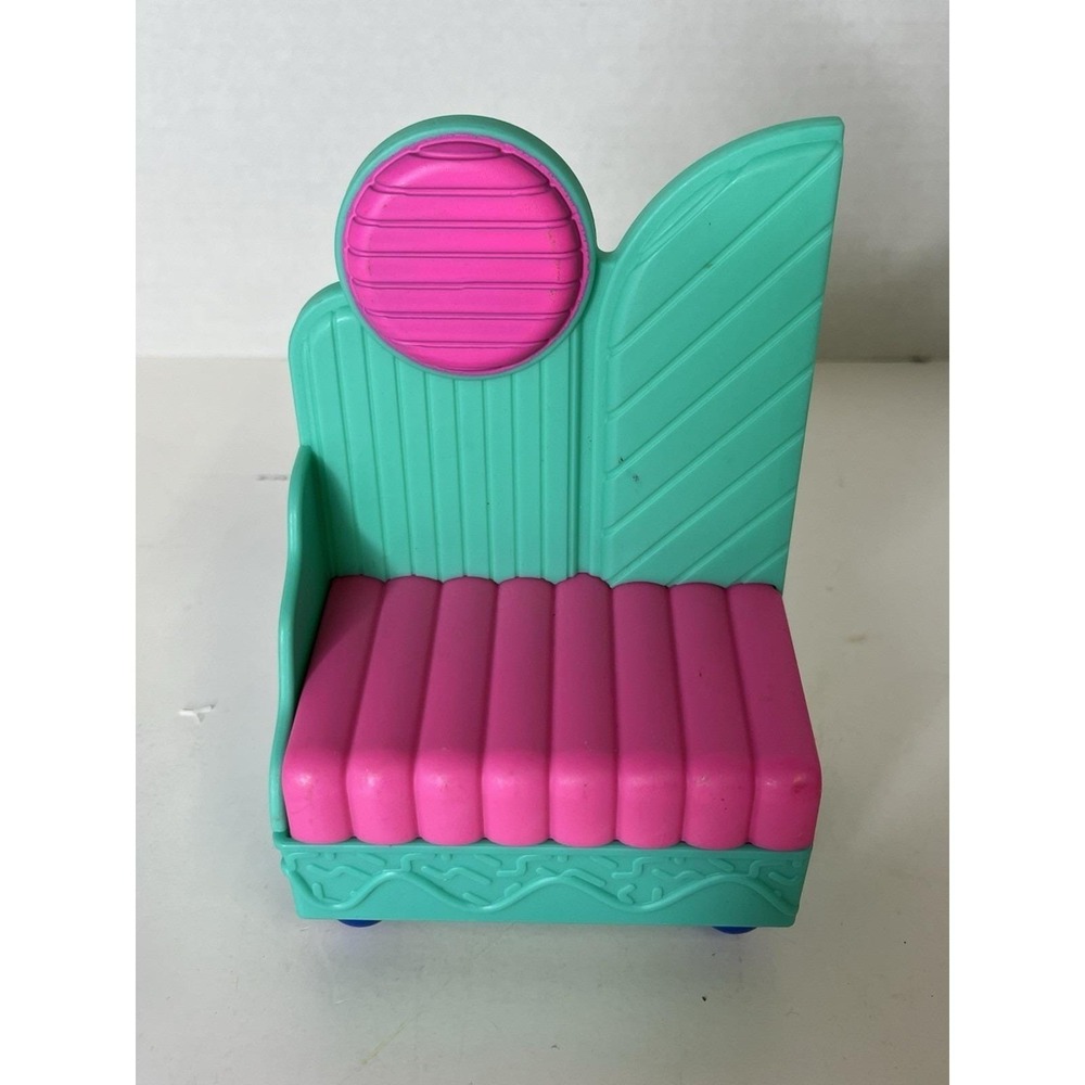 LOL‎ SURPRISE OMG DOLL HOUSE REPLACEMENT PART DINING ROOM BOOTH CHAIR Pink
